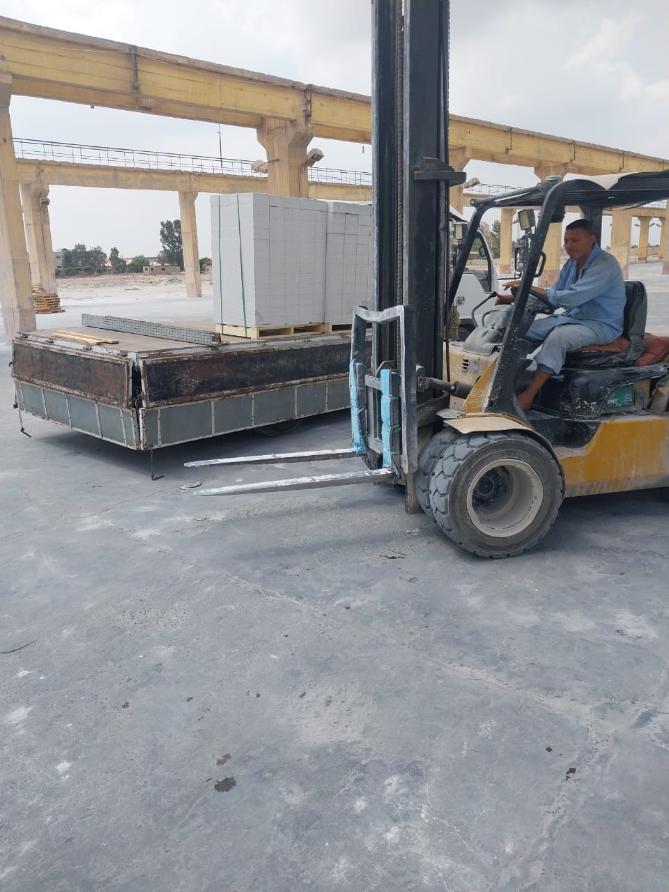 طوب ابيض خفيف وزن خفيف