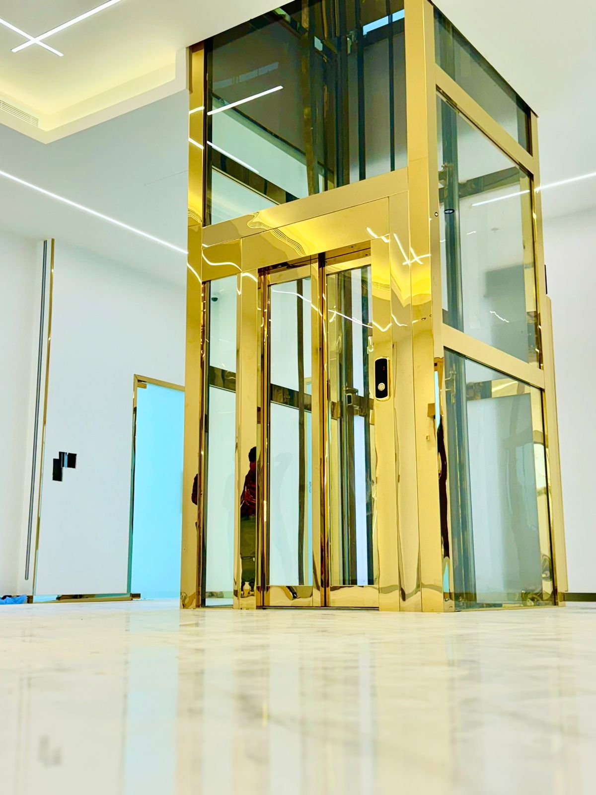 مصاعد أراك ( مصاعد خارجية - مصاعد بانوراما - مصاعد هوم ليفت )