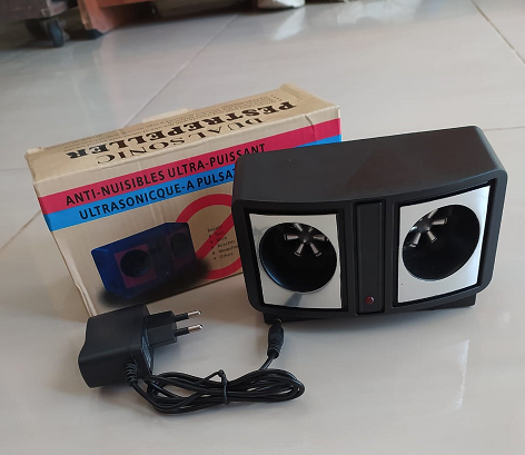 جهاز طارد الفئران والحشرات بالموجات فوق الصوتية