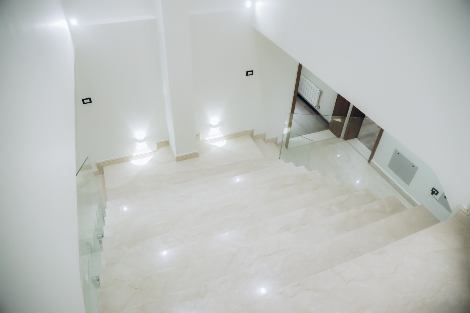 قصر 7 غرف للايجار اليومي