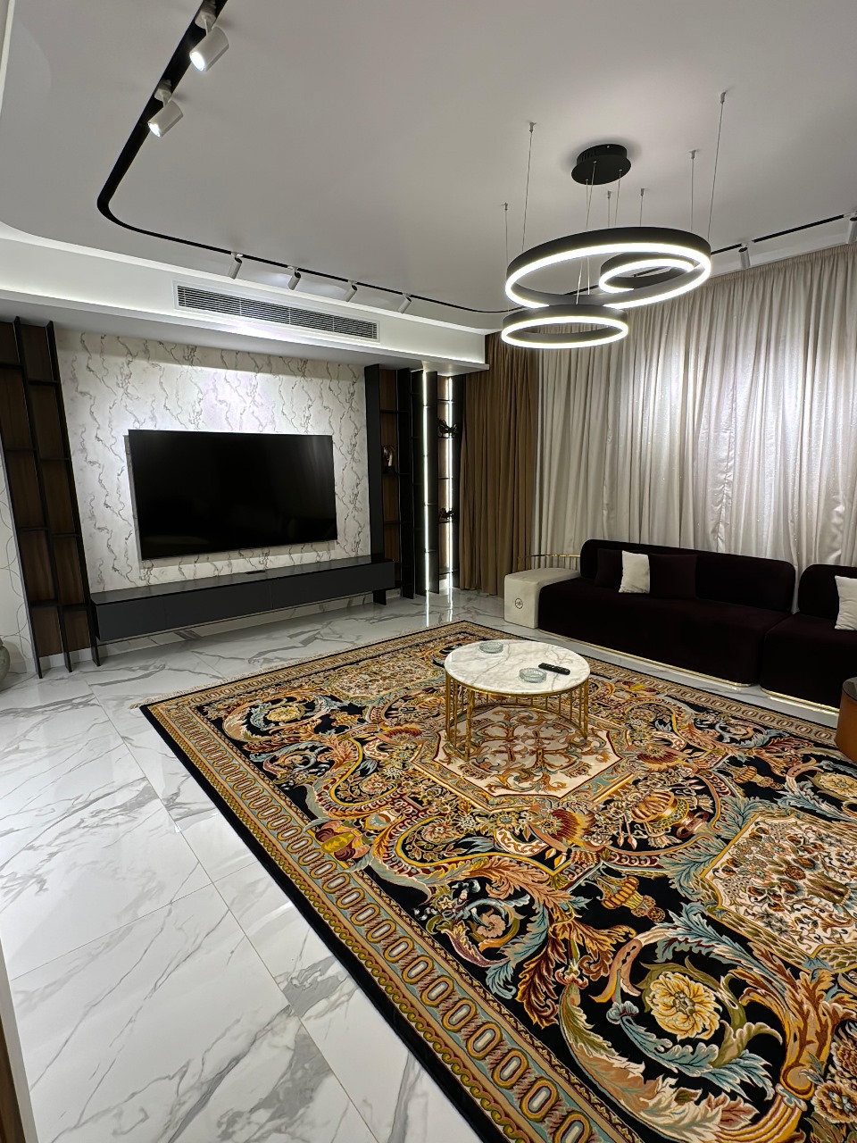 4 غرف داخل كمبوند للايجار اليومي