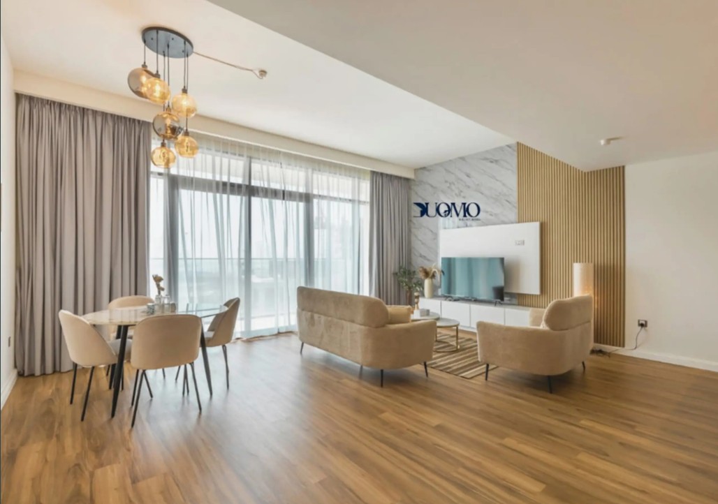 Dubai Vacation with Waterfront: 2BR with Balcony, Pool & Park View by MyDuomo