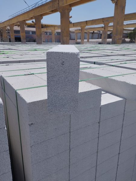 طوب ابيض خفيف بارخص من اي سعر برا