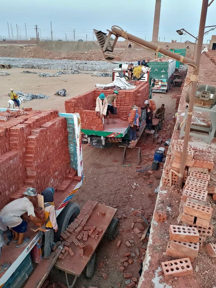 طوب احمر طفلي للبناء رقم 1 مقدم من شركة العمار