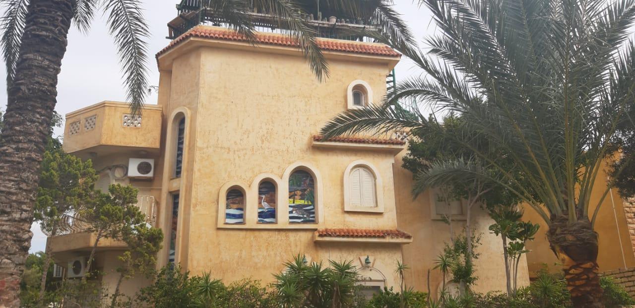 فيلا للإيجار مفروشة كينج مريوط طريق برج العرب  كمبوند الواحه الخضراء