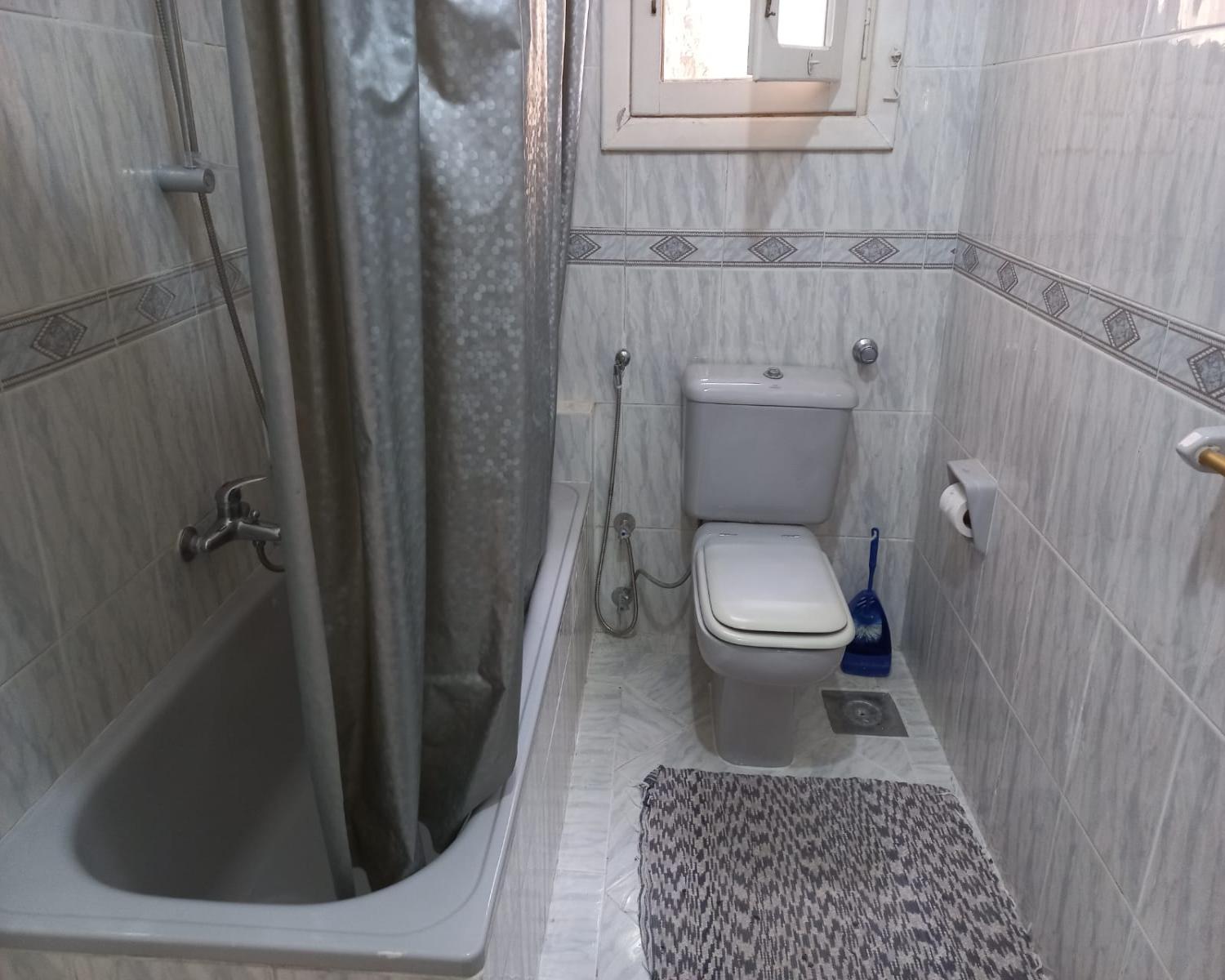 فيلا للإيجار مفروشة كينج مريوط طريق برج العرب  كمبوند الواحه الخضراء