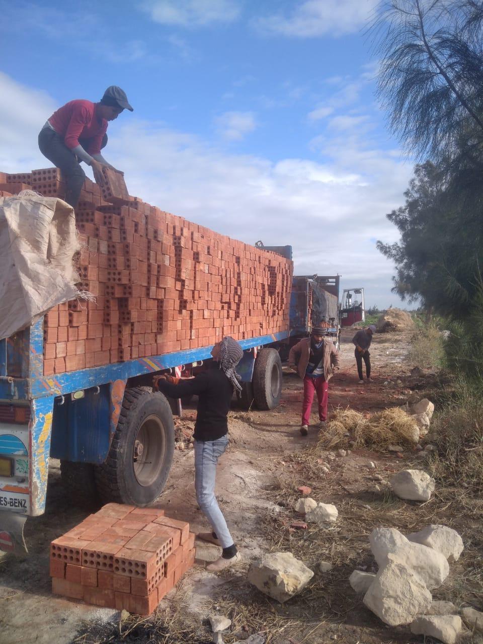 طوب بناء عالي الجوده وسعر منافس