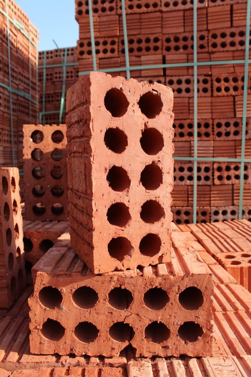 طوب احمر طفلي مقاوم للرطوبه والحراره