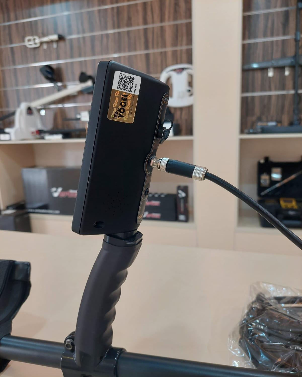 جهاز كشف الذهب والكنوز والذهب الخام QZ_80  الالماني