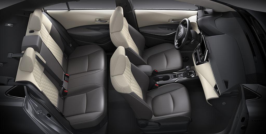 ايجار سيارة تويوتا كورولا للسفر