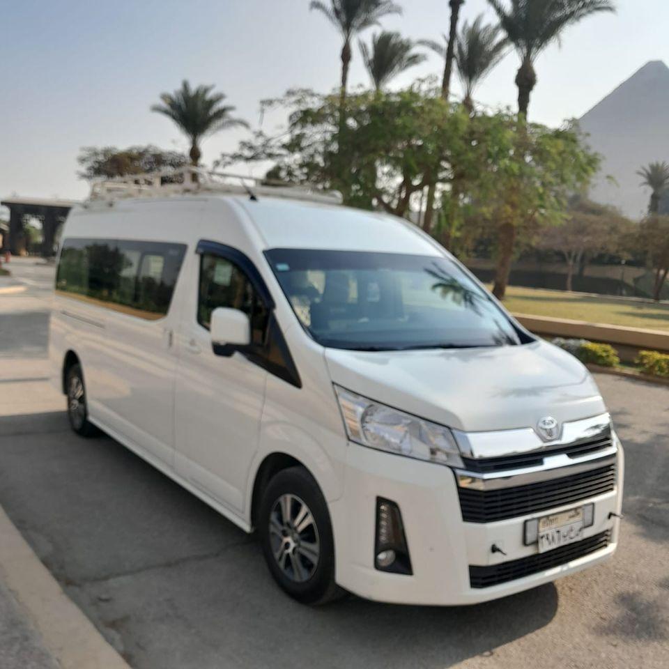 ايجار ميكروباص تويوتا هايس للرحلات والسياحة في مصر