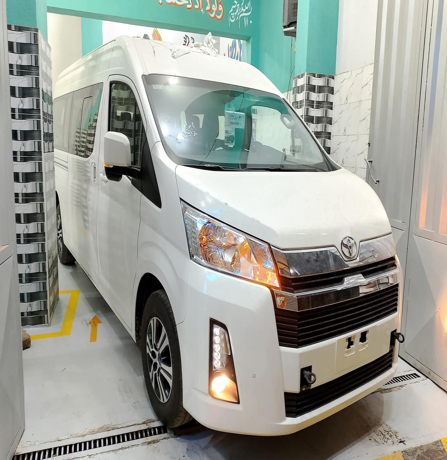 ايجار تويوتا هايس نماذج سيارات للرحلات والسفر الجماعي