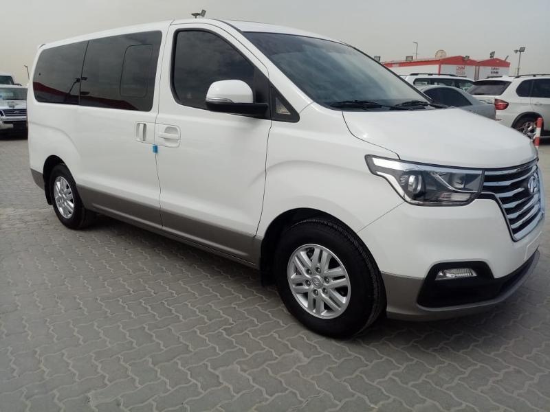 إيجار هيونداي H1 هو الحل للعائلات الكبيرة