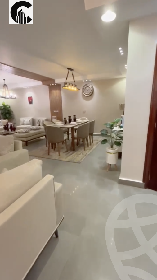 متاح شقه فندقيه بالدقى فى محيي الدين الرئيسى 3 غرف 3 حمام فرش سوبر لوكس يوجد انترنت مكيفه بالكامل