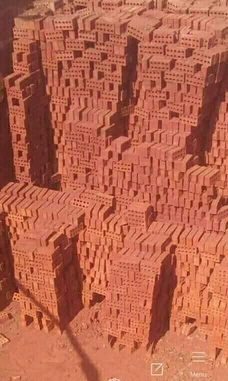 طوب طفلي أحمر من العمار مصر… اختيارك الذكي لبداية قوية تبني عليها حلم العمر