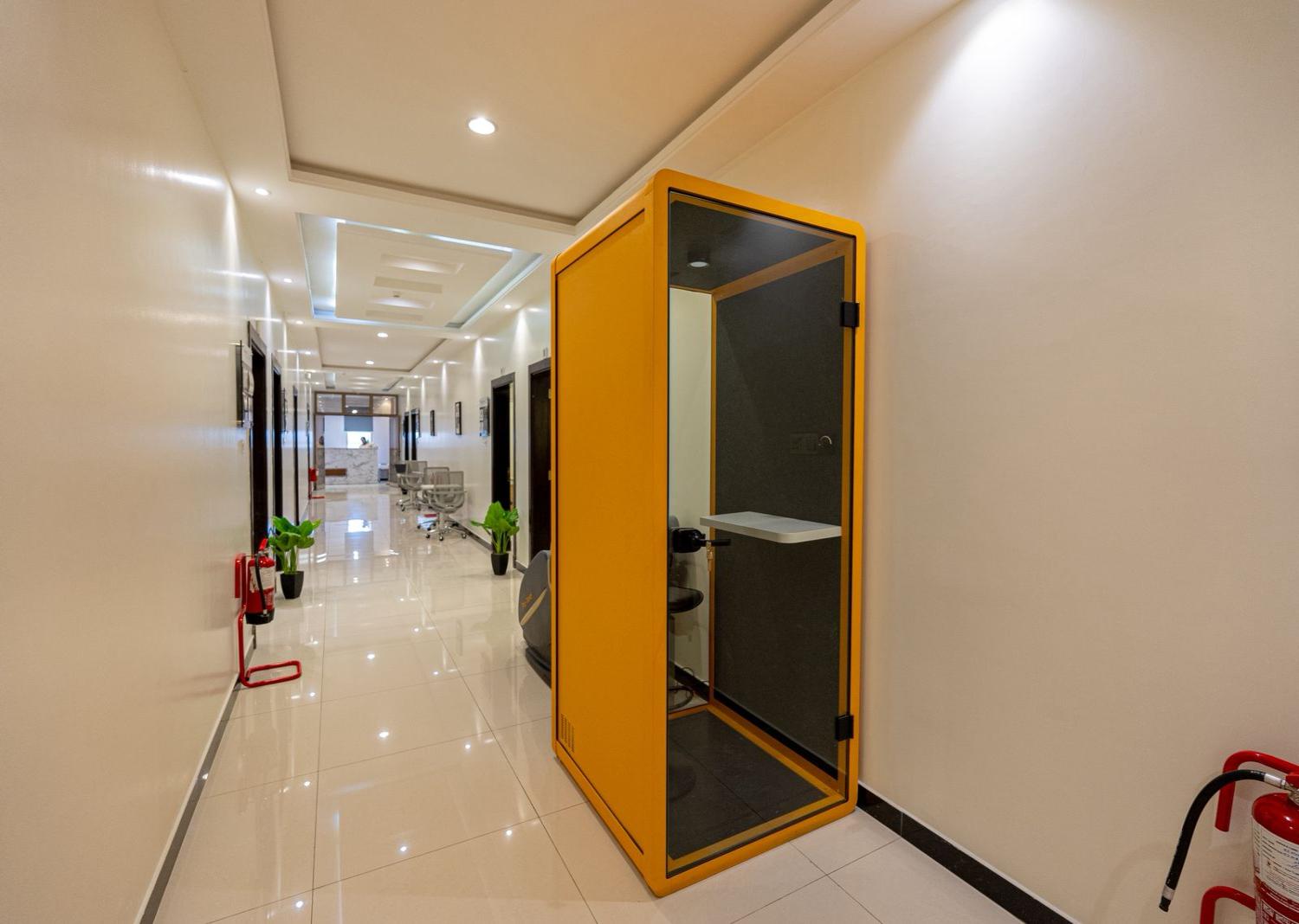 مكتب افتراضي مرخّص؟ صار عندك