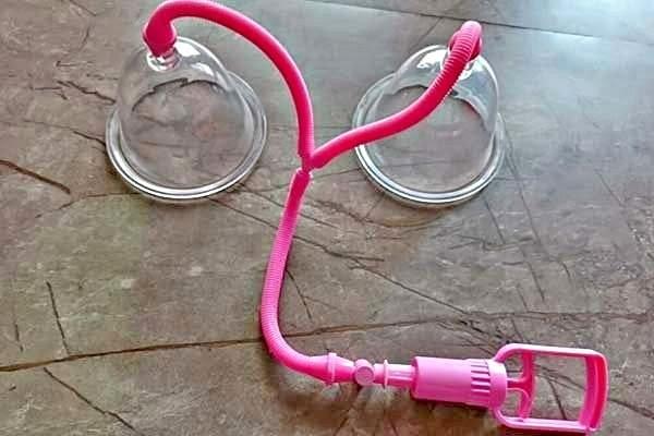 01012187661جهاز تكبير الثدي اليدوي المزدوج – كاسات فعالة لتكبير الثدي بطريقة طبيعية وآمنة