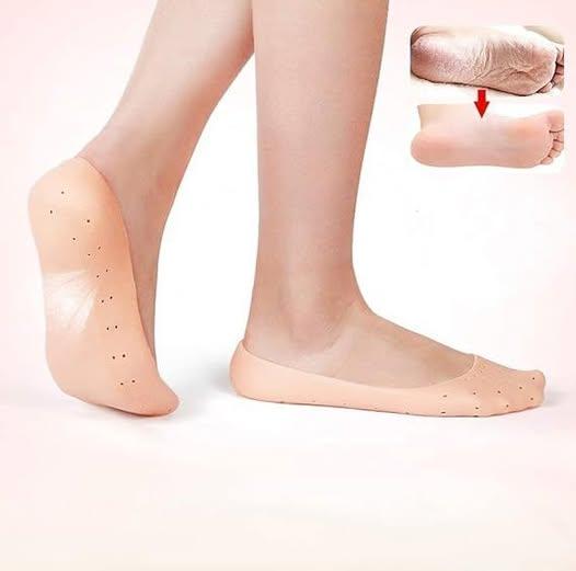 01012187661الجارب السحري المصنوع من السيليكون – الحل المثالي للتخلص من التشققات وجفاف القدمين