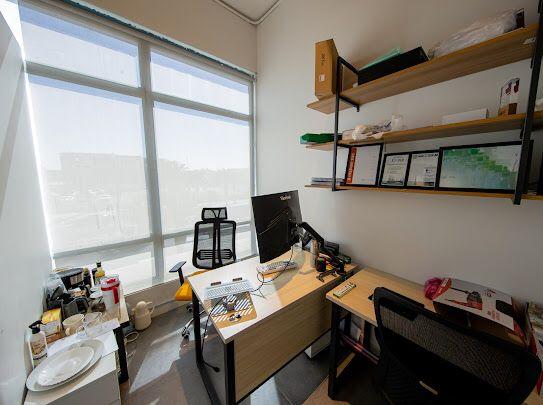 Start your business from a fully furnished office!