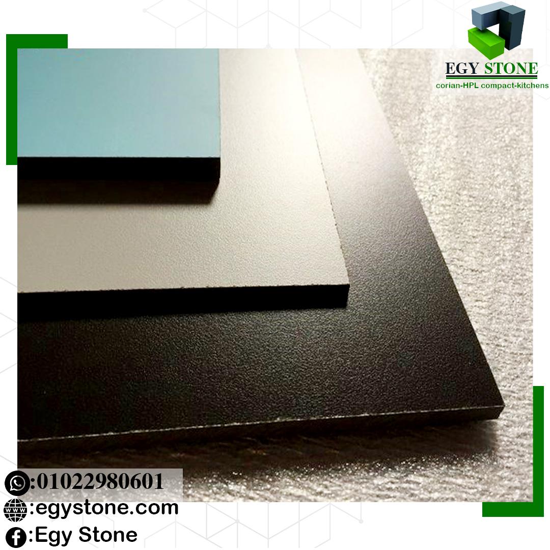 الواح كومباكت باكبر المقاسات