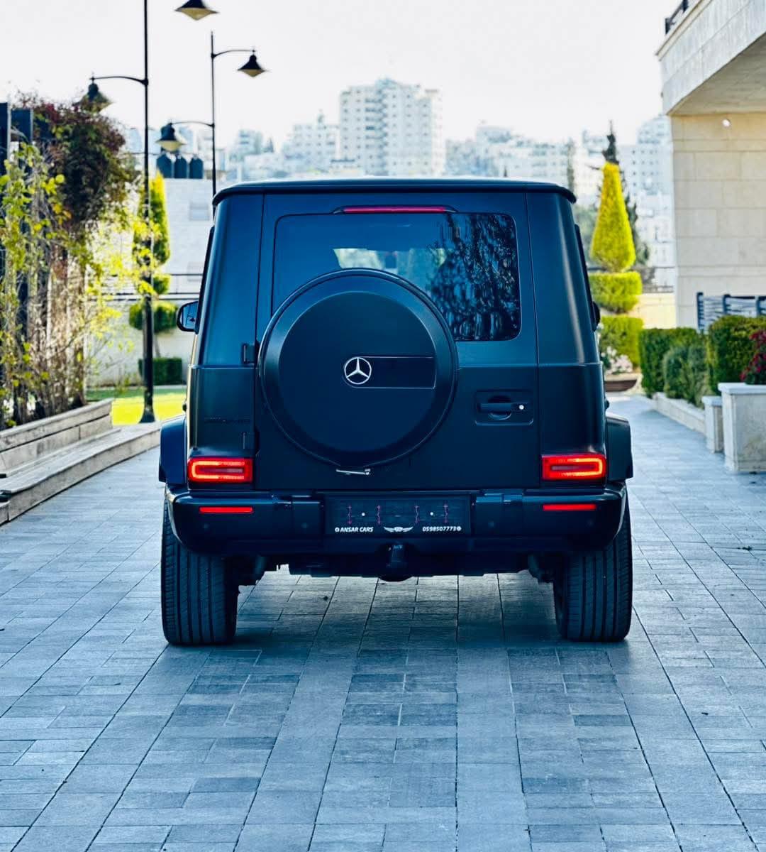 إيجار مرسيدس G-Class بالسائق: رمز القوة والتميز، بين يديك.
