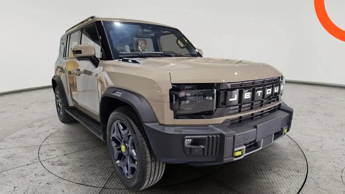 Rent a Jetour T2 from Tourism Tours for Tourist and Limousine Transportation