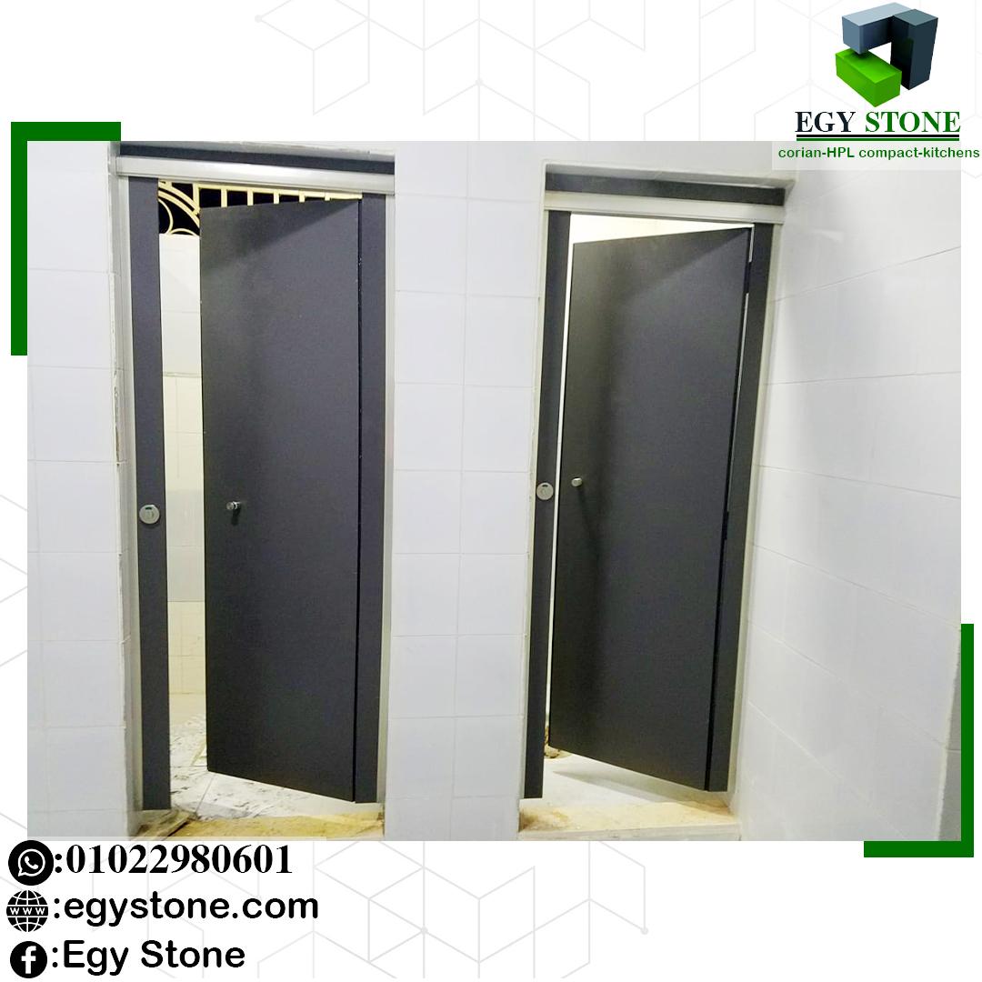 القواطيع بالواح الكومباكت للحمامات