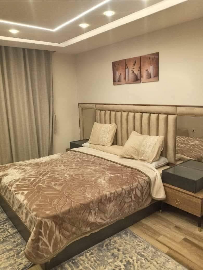 شقه سوبر لوكس فندقيه للايجار يومي و شهري في ارقي احياء المهندسين