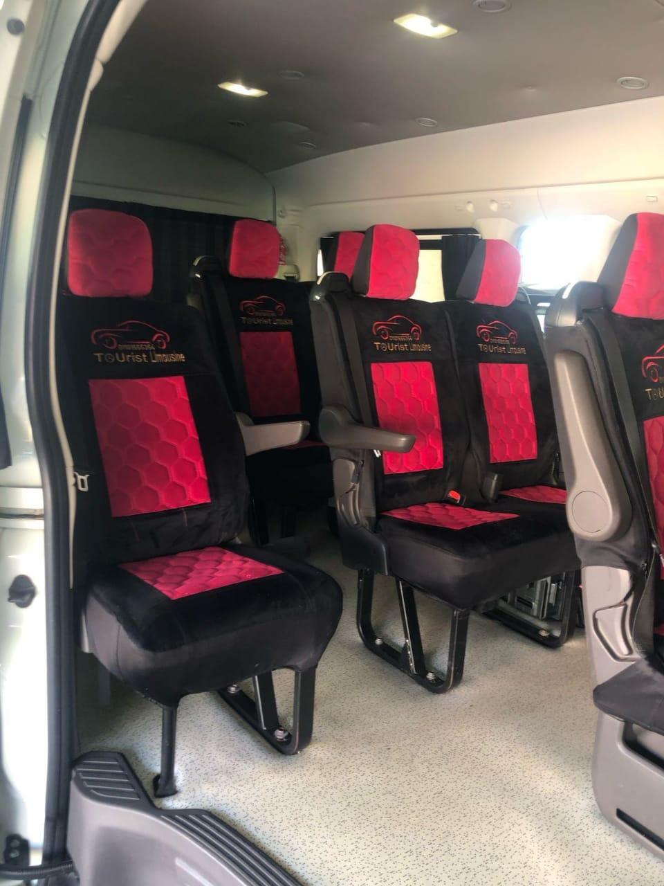 للمشاوير داخل وخارج القاهرة استأجر ميكروباص تويوتا هايس 14 راكب من تورزم تورز
