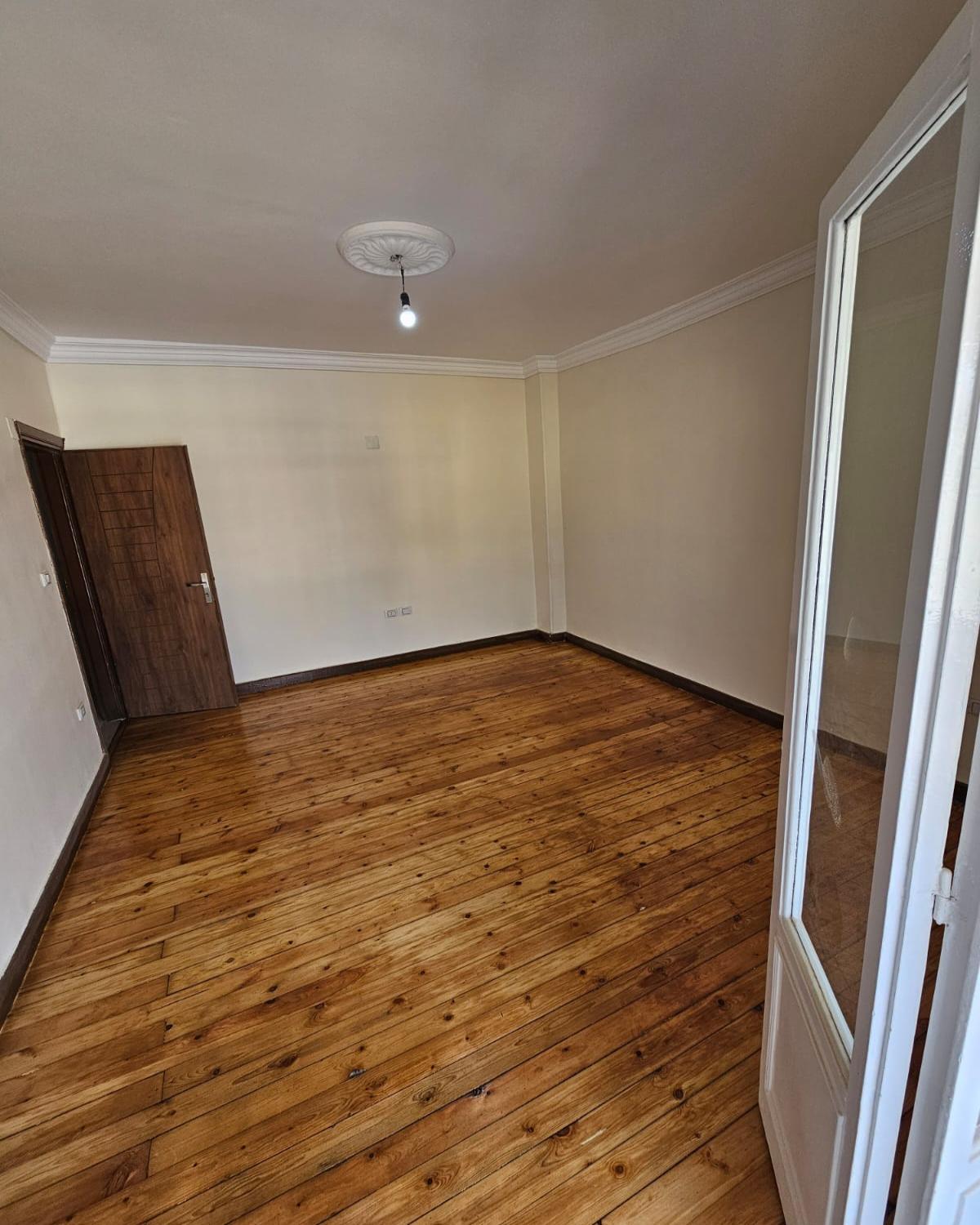 شقه قانون جديد للايجار بالمهندسين ميدان لبنان