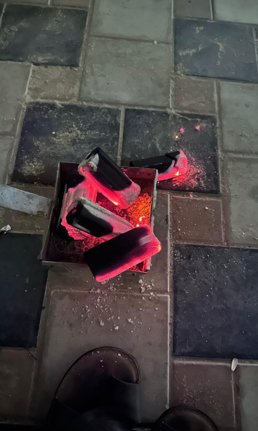 فحم صناعي سداسي , فحم مضغوط للتصدير