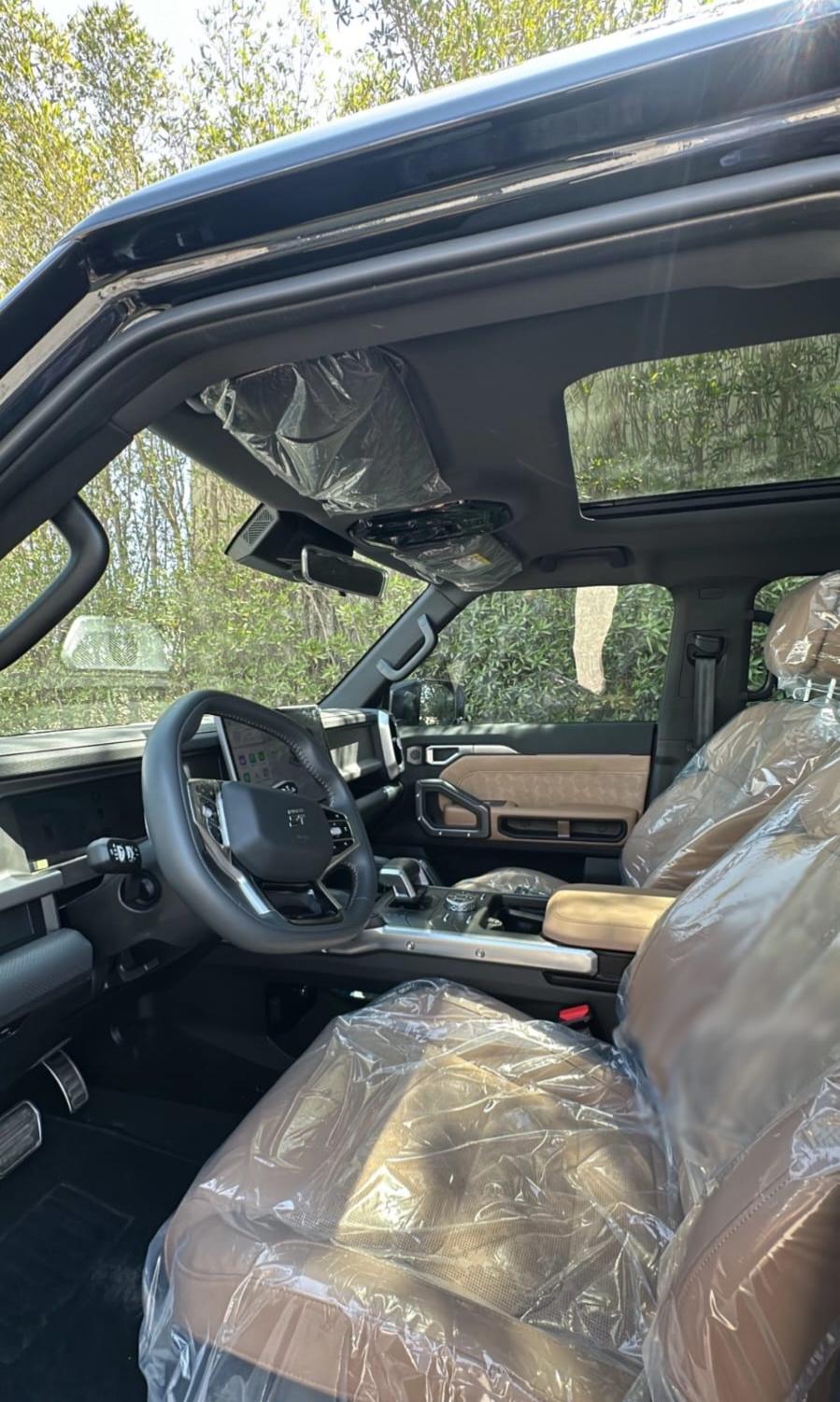 الجيتور T2 سيارة suv هي بطلة الطرق الوعرة والرحلات