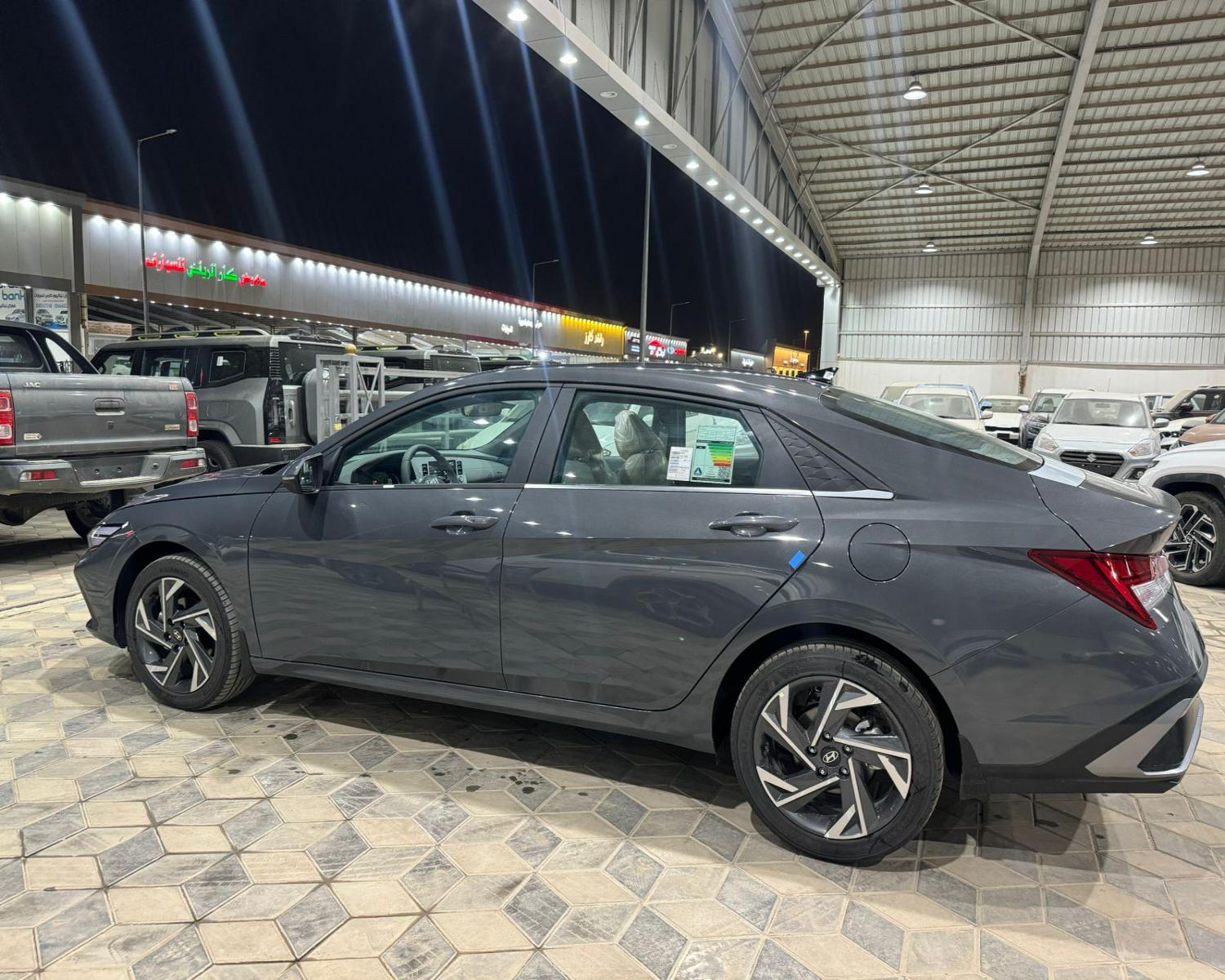 مريحة لإنجاز جميع مشاويرك اليومية استأجر هيوانداي النترا