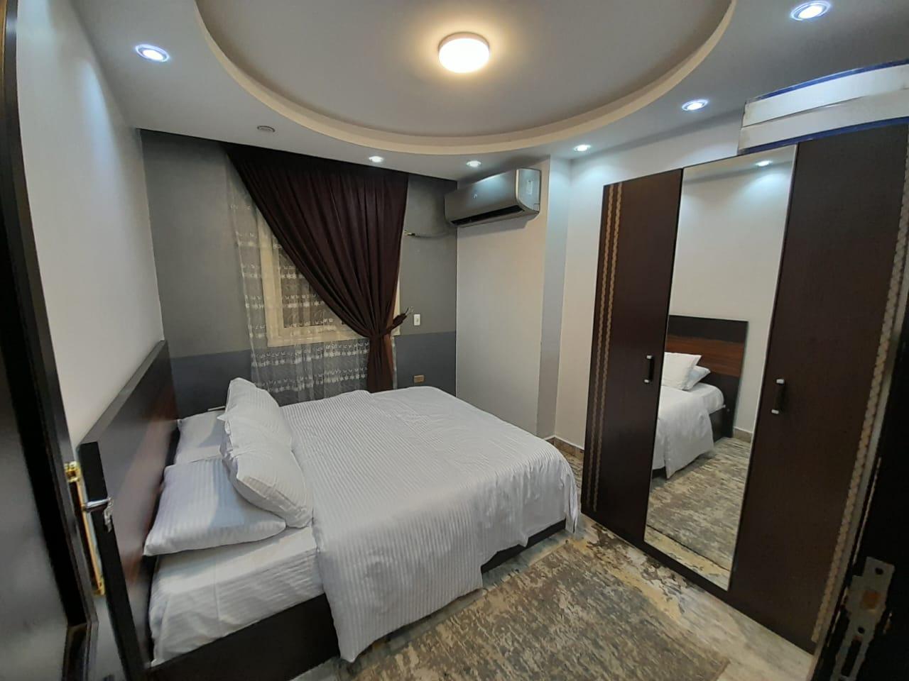 شقة راقية للإيجار في شارع شهاب الرئيسي – المهندسين أمام برج جراند تاور