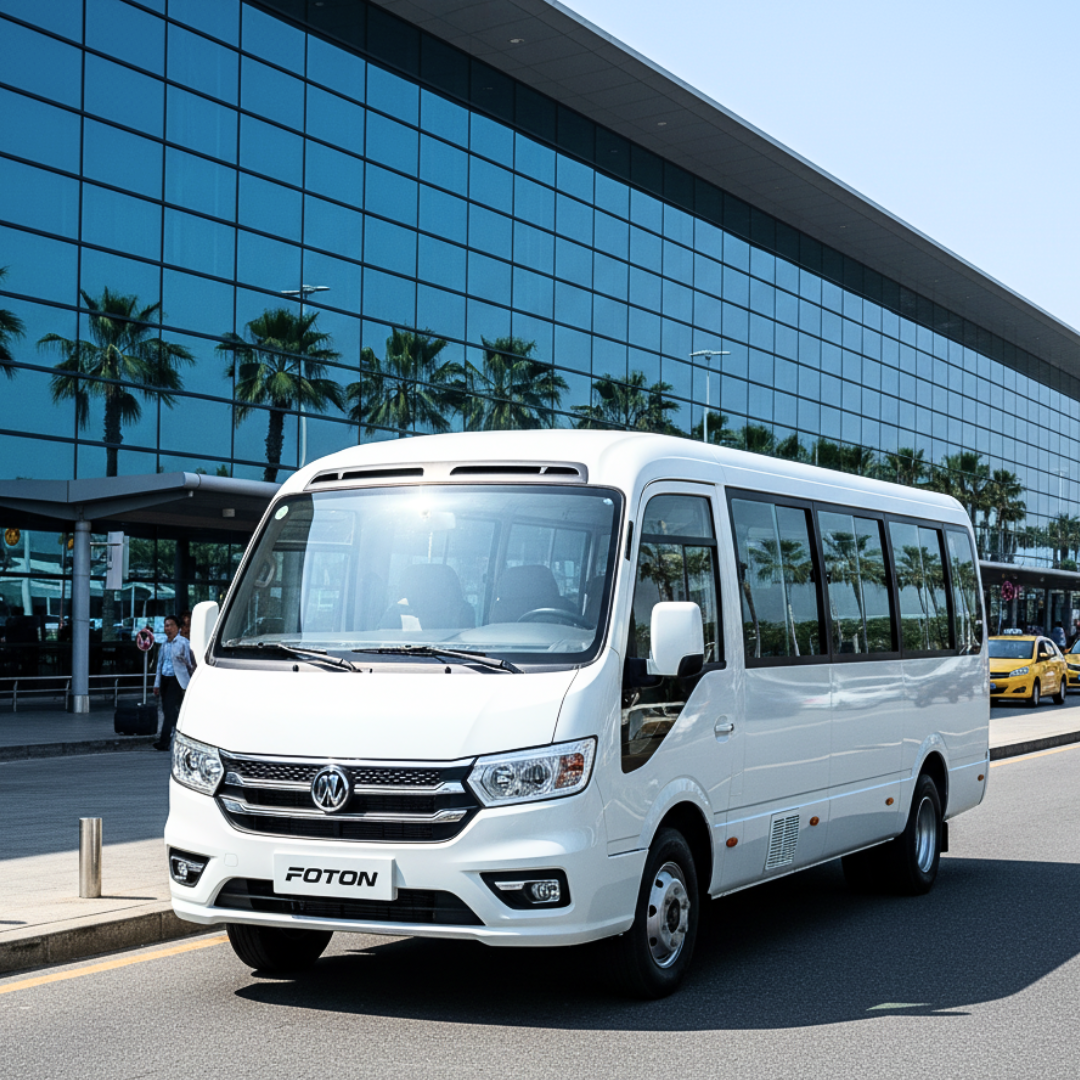 مركبة جماعية موثوقة ومكيفة لاستقبال عائلتك الكبيرة من المطار بسعر اقتصادي