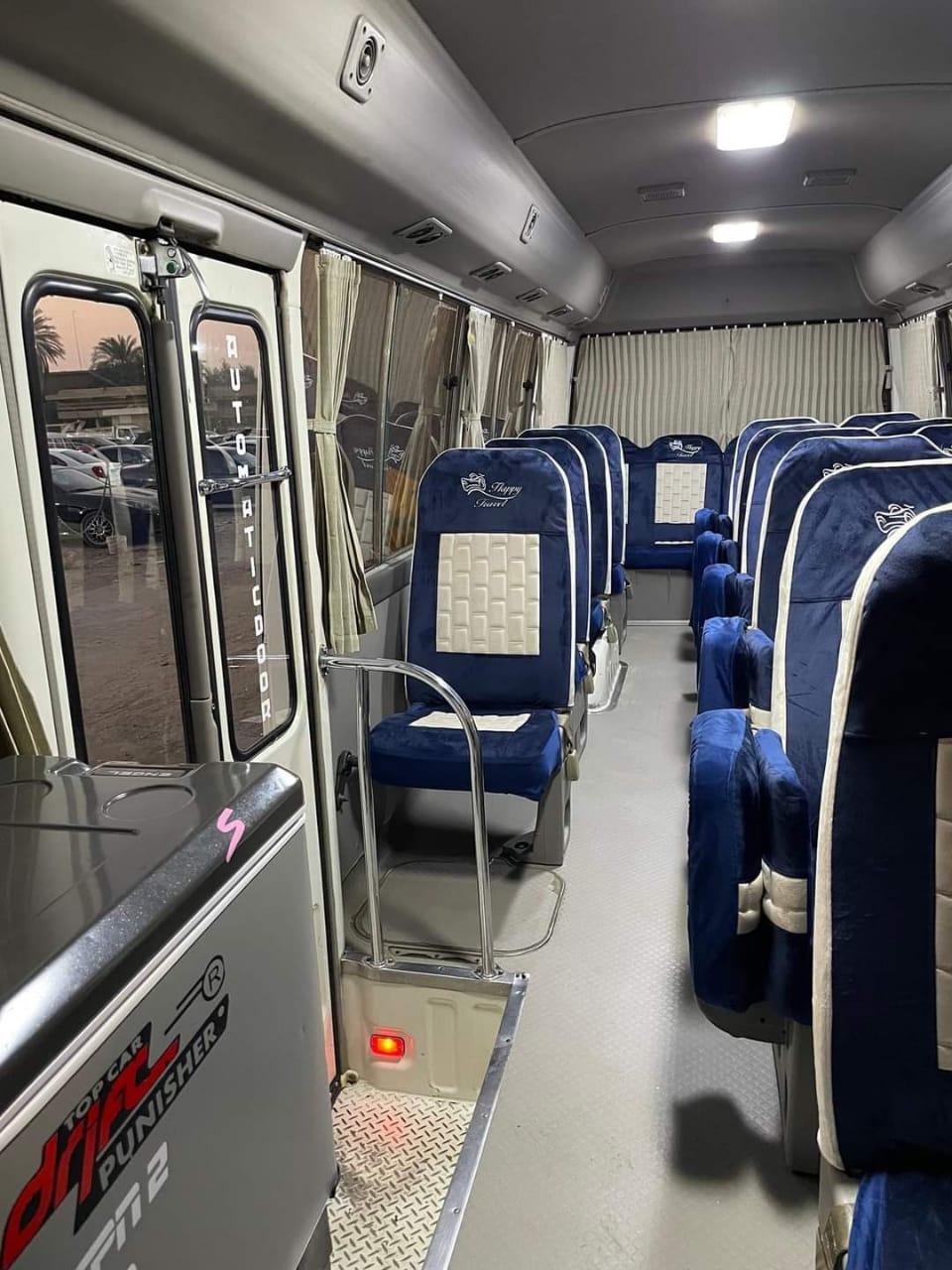 عن استقبال وفد كبير أو مجموعة سياحية (تصل إلى 24 فرداً) لحضور افتتاح المتحف المصري الكبير (GEM)