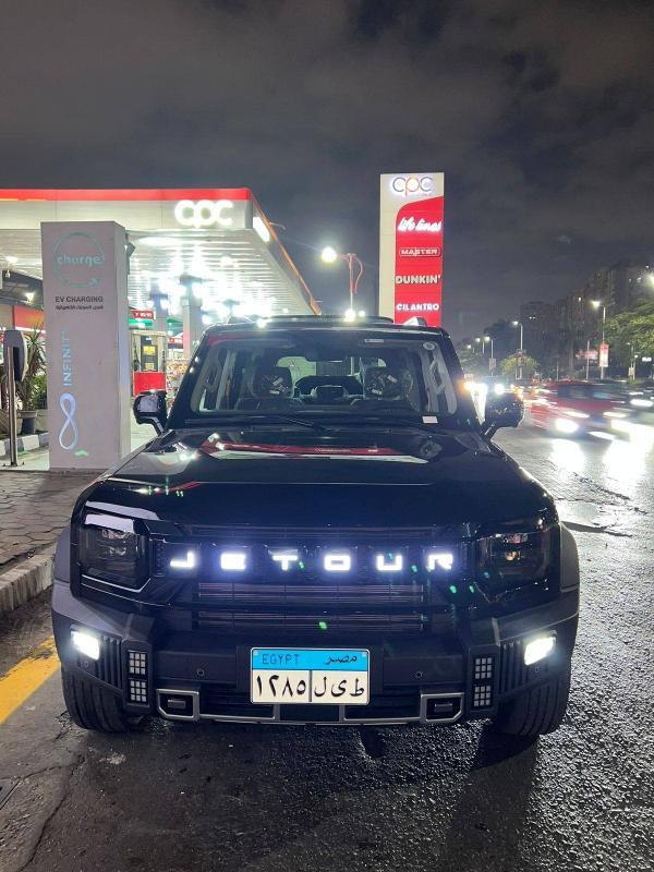 لسفاري استأجر جيتور T2 السيارة الدفع رباعي SUV للسفاري والمغامرات