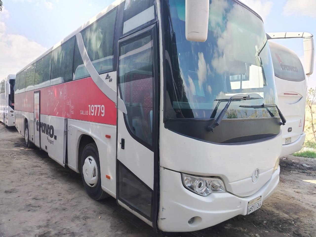 لرحلة مريحة وآمنة، فإن أتوبيساتنا السياحية هي الحل المثالي لـ السفر العائلي. نوفر لك أحدث الأتوبيسات