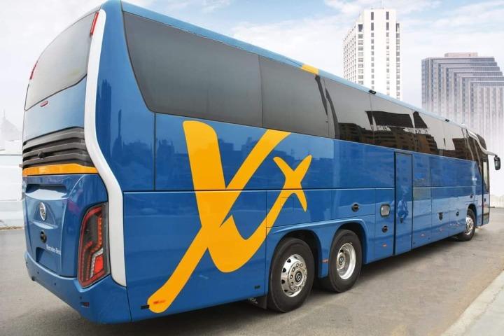 نحن نوفر أحدث أتوبيسات مرسيدس المجهزة بالكامل