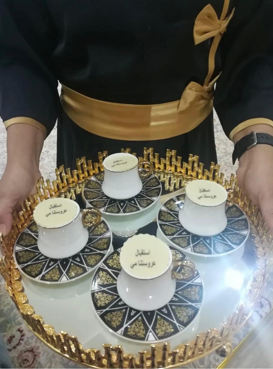 قهوجيات في الكويت وصبابات