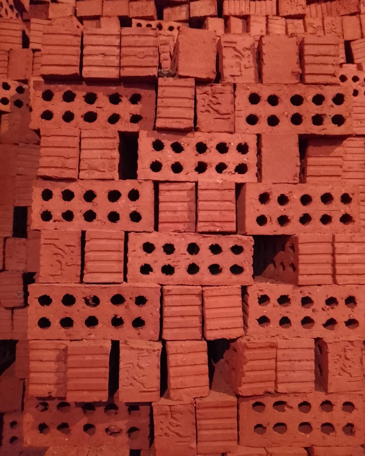 شركه النور الطوب الاحمر