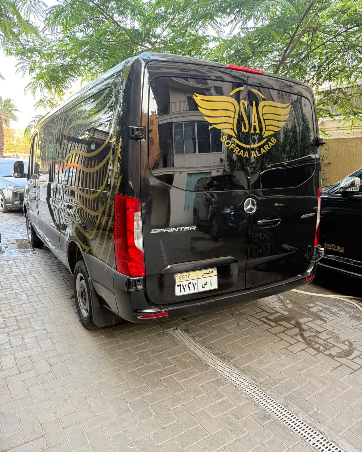 01100092199 عرض تورست على ايجار مرسيدس اسبرنترا