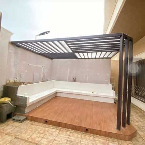 بيع سكراب هدم مباني تركيب مظلات وسواتر وبرجولات