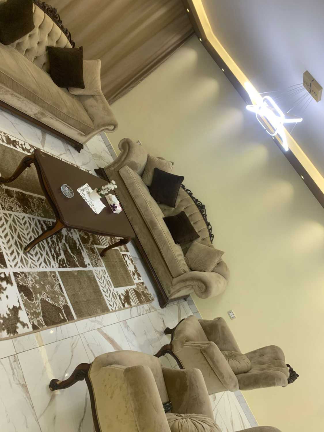 شقه راقيه للايجار في مكان رائع في المهندسين