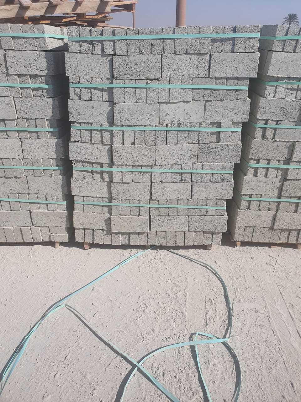 طوب اسمنتي من توريدات شركة النور رقم واحد مصر