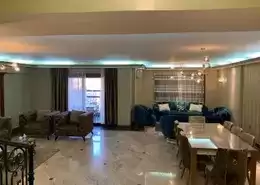 لمحبى الفخامة شقة تحفة للايجار فى القاهرة